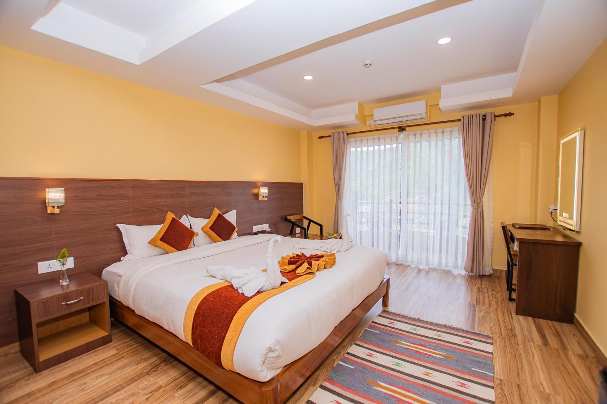 Hotel Hidden Kingdom Покхара Екстер'єр фото