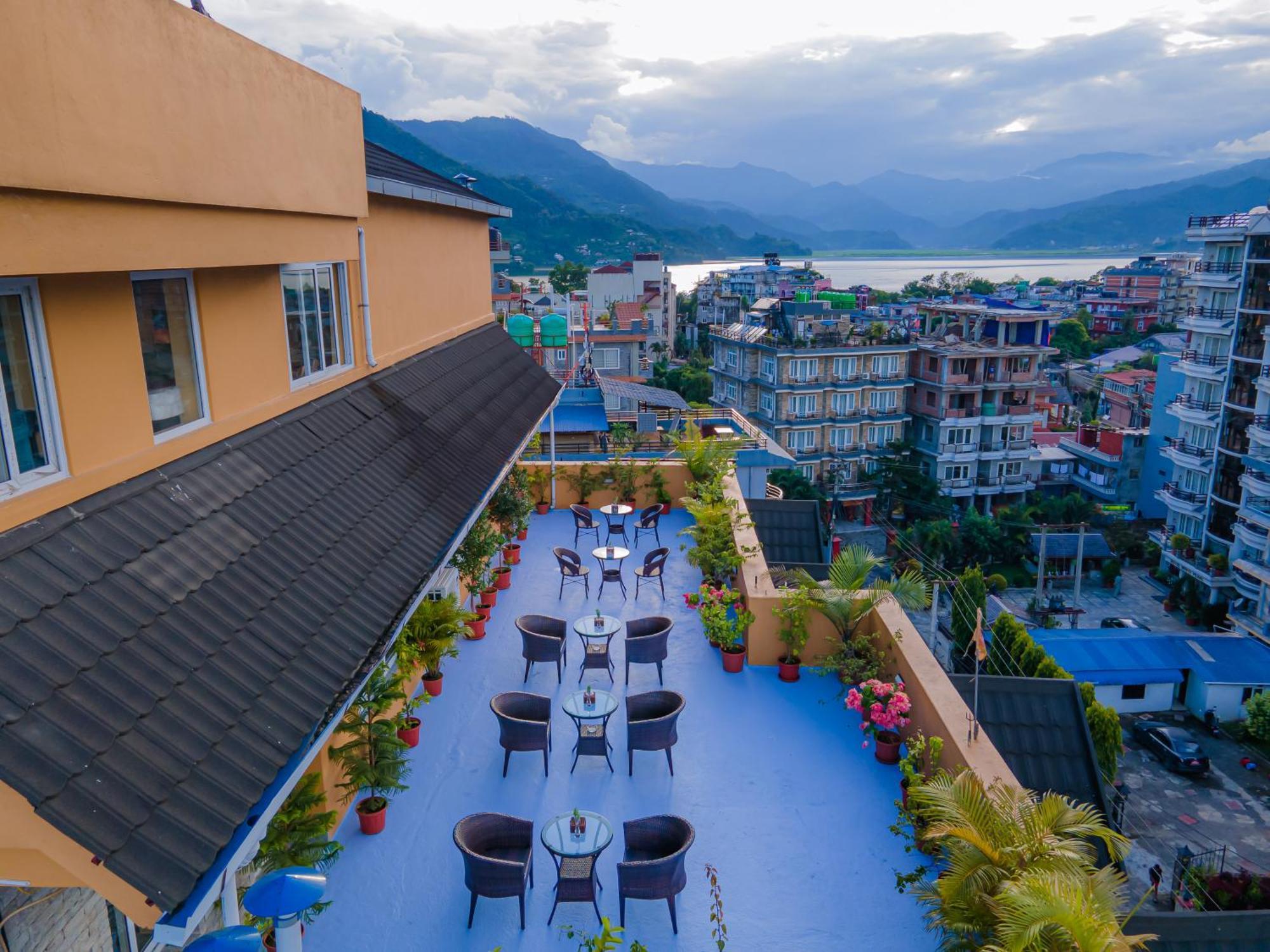 Hotel Hidden Kingdom Покхара Екстер'єр фото